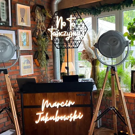Dom Krawca,schneiderbaude فندق مبيت وإفطار كوادسكوم